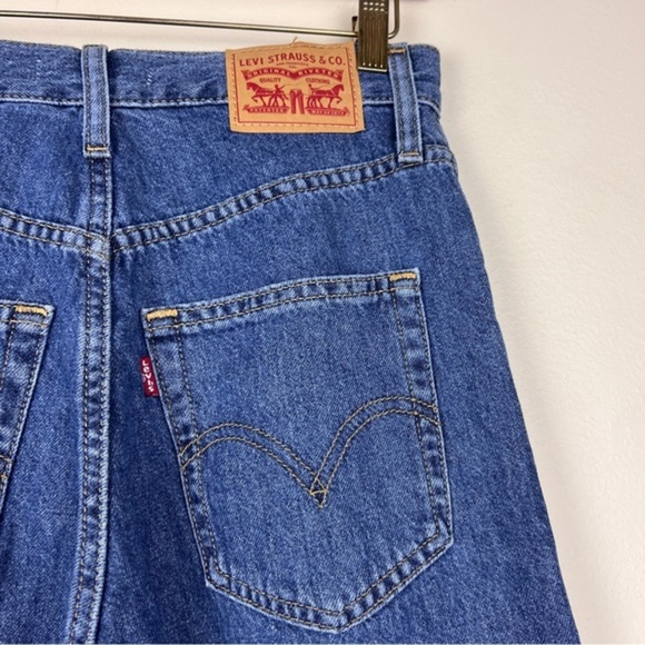 Levi’s High Waisted Straight Wide Leg Denim Jeans - Picture 6 of 7